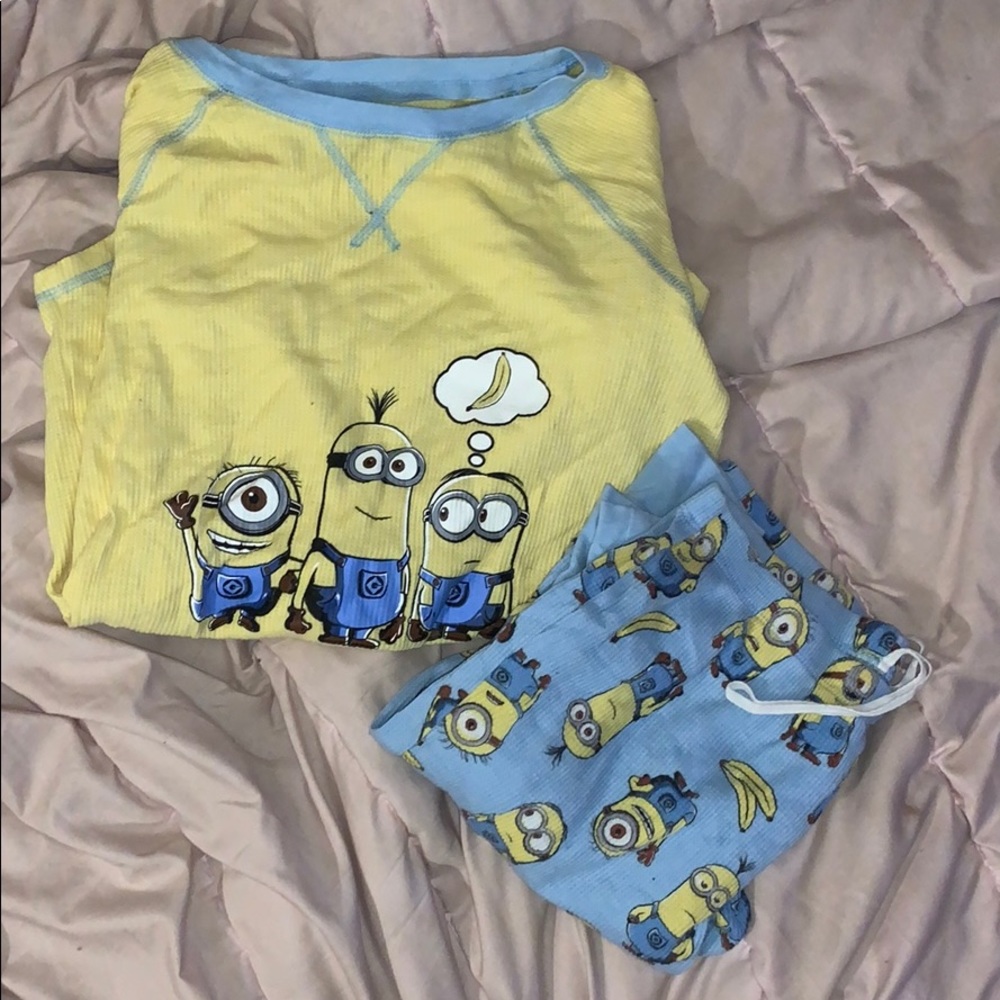 Minion long sleeve girl pajamas